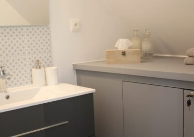 salle de bain de la chambre marguerite