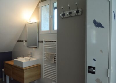 salle de bain ouverte chambre marie